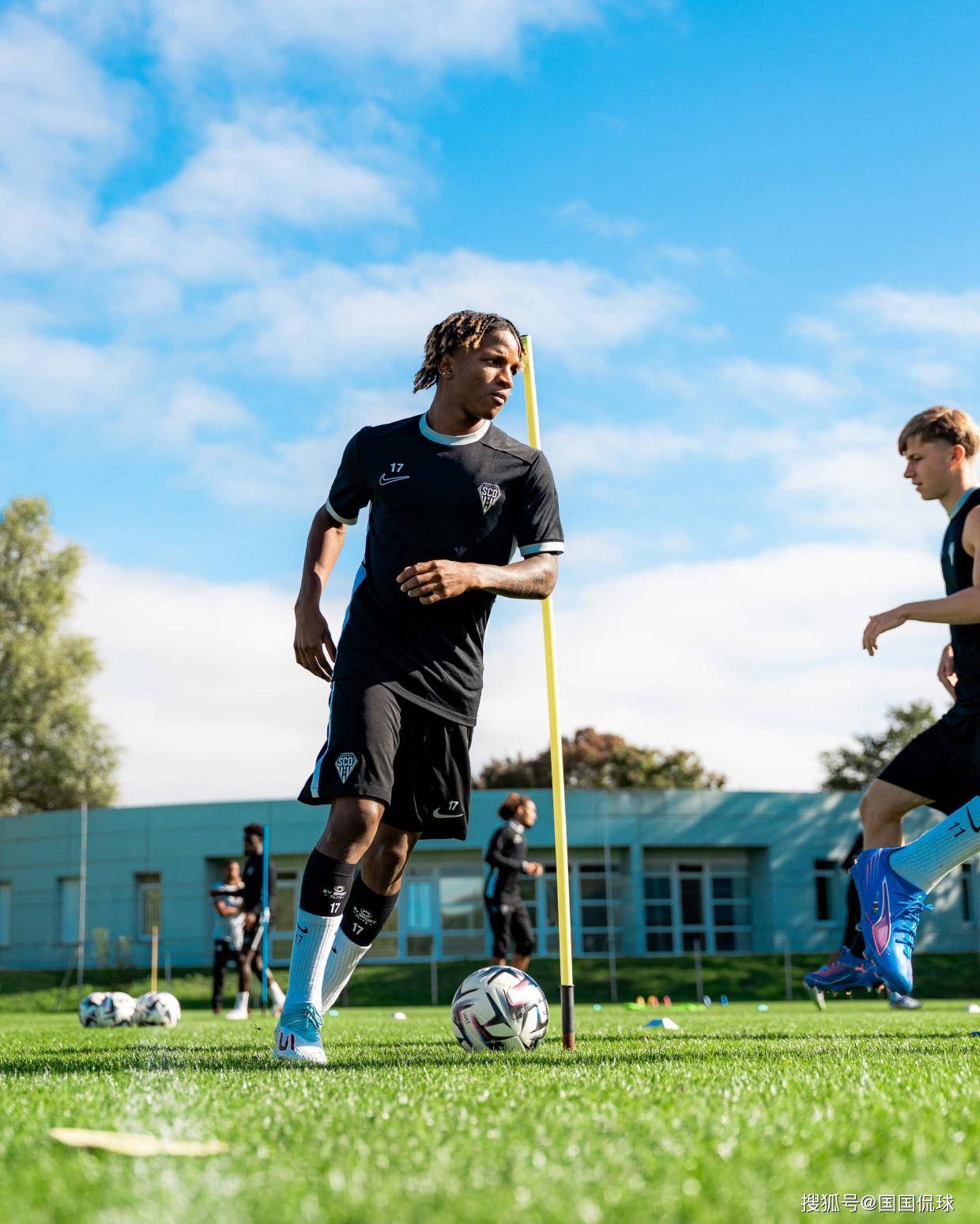 法甲前瞻比分预测：里昂VS昂热